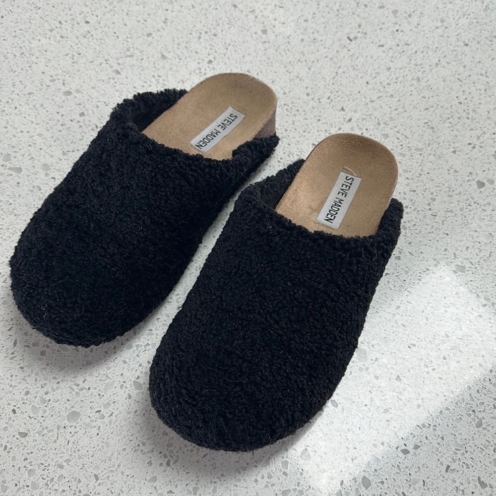 Sherpa clogs